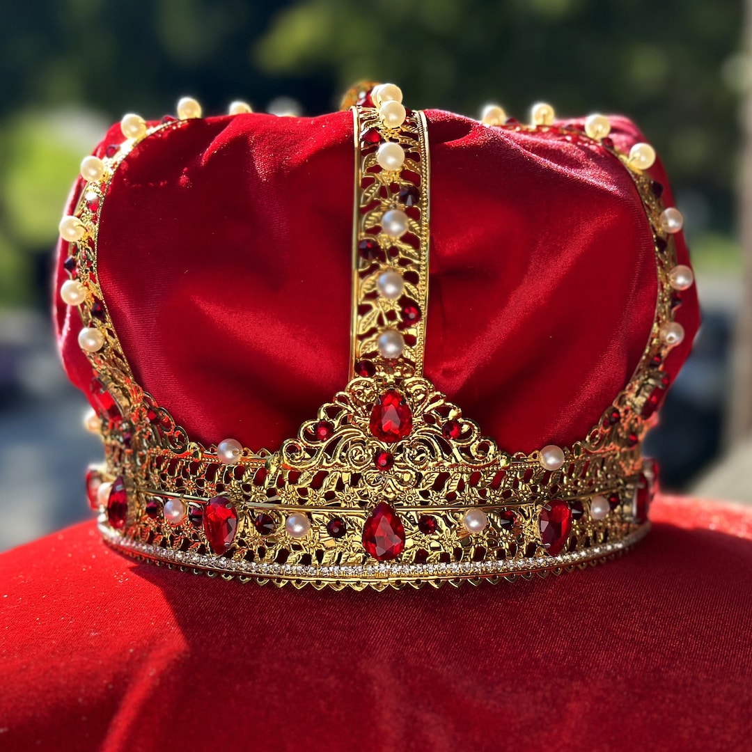 Crowns Red 100 35¢ Off
